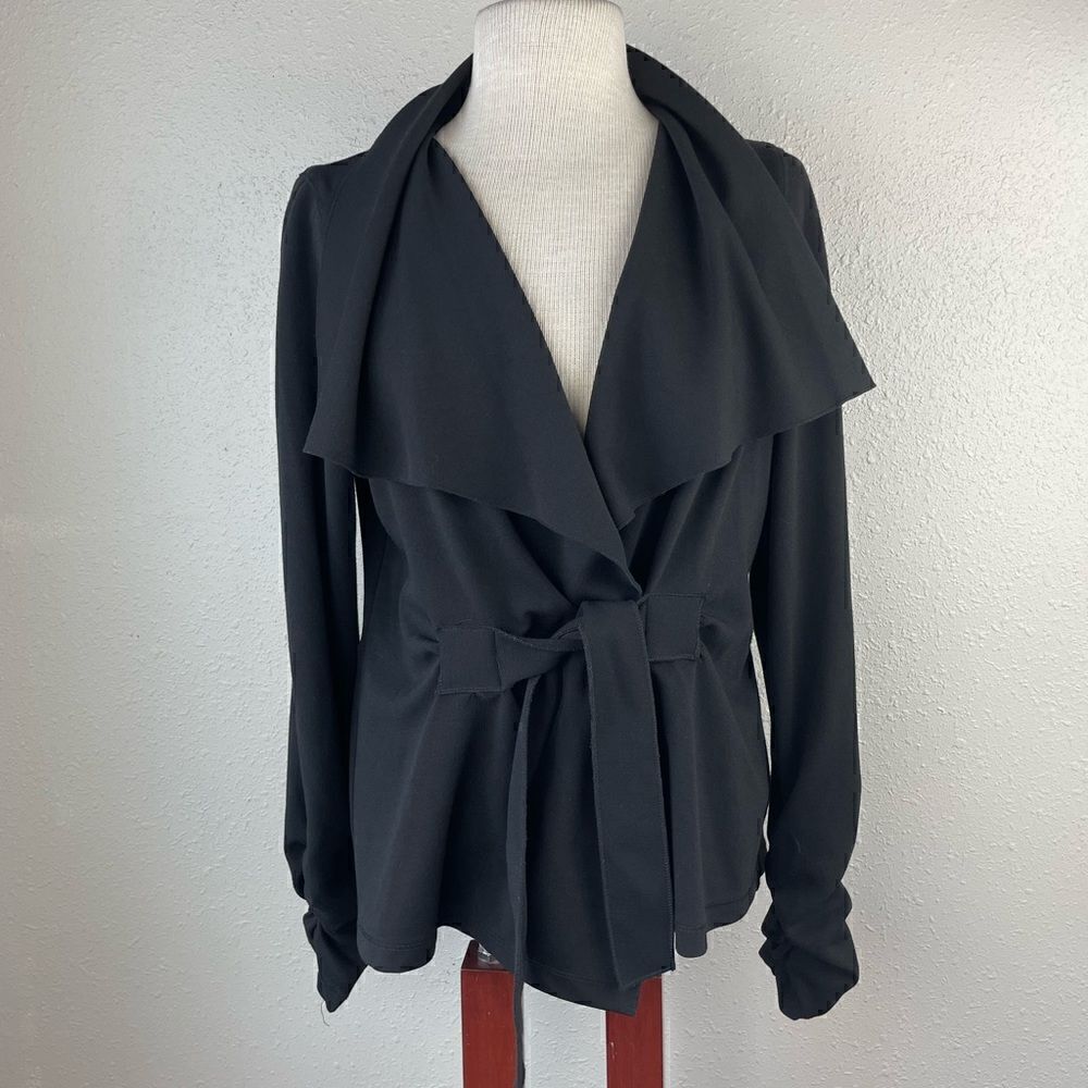 Luciano Dante Black Cardigan Style Top Size 14 EUC